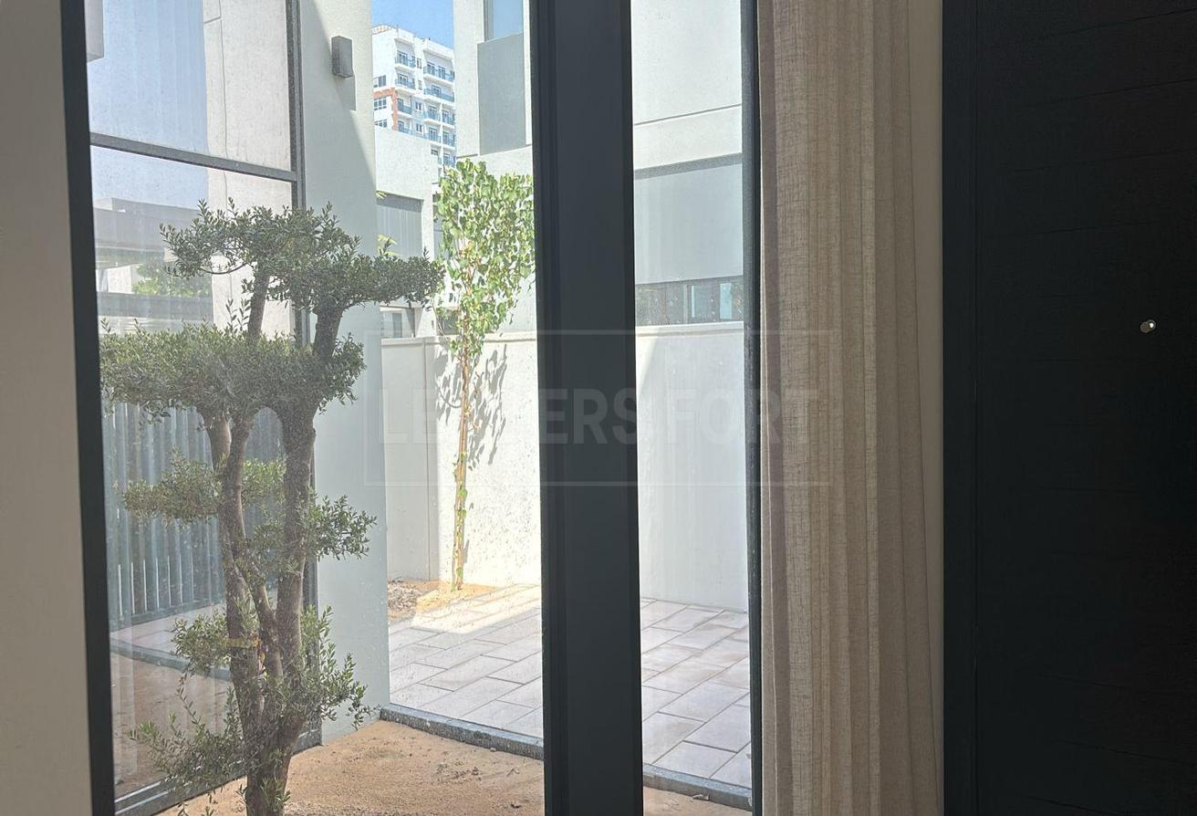 Exclusive 4BR Villa |Garden View |Ready to Move In photo 13