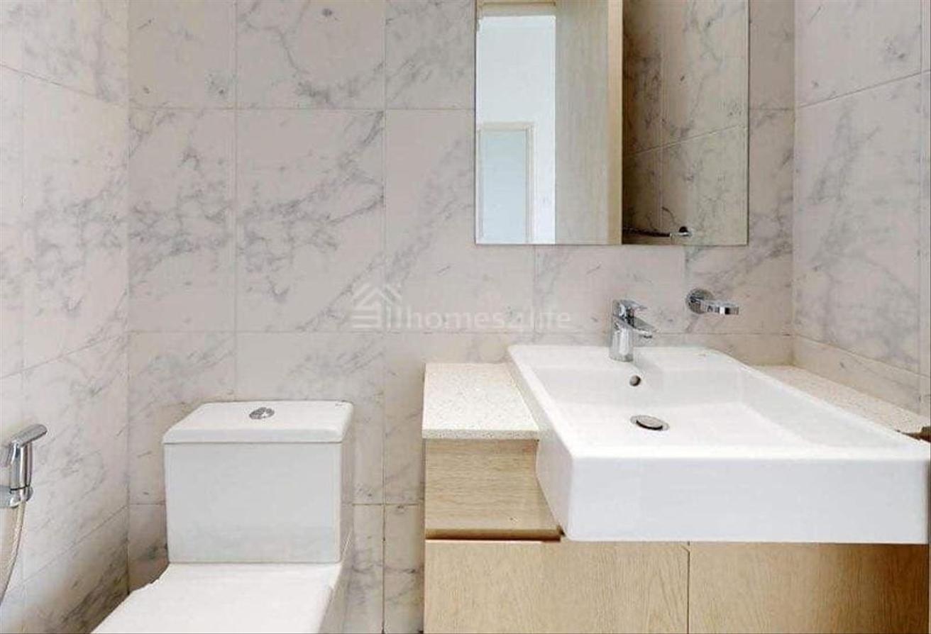 High Floor | Community View | Spacious photo 16