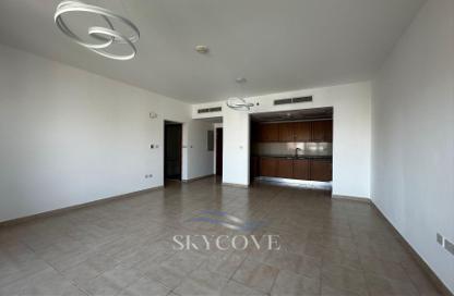 Apartment - 1 Bedroom - 1 Bathroom for rent in Manara 6 - Badrah - Dubai Waterfront - Dubai