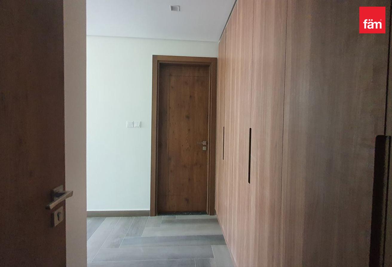 Great Layout | Brand New | Spacious photo 4