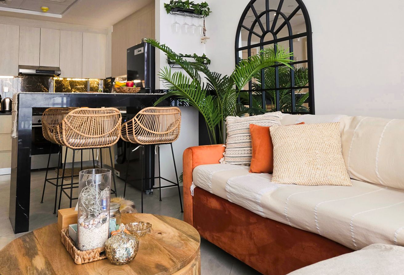 One Month Free ! | High Floor | Flexible Cheques