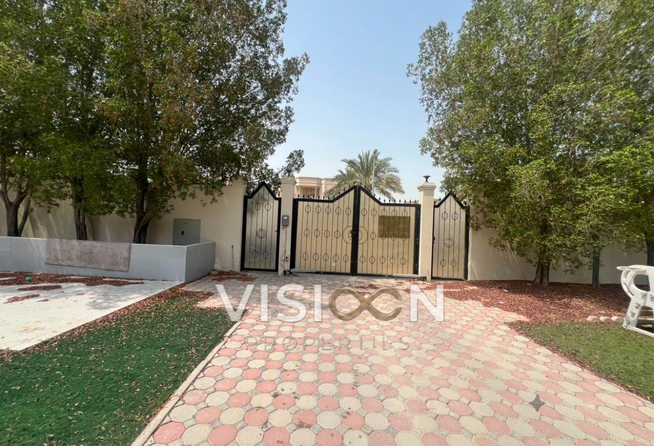 Modern 4BR Villa | Prime Al Barsha 3 photo 6
