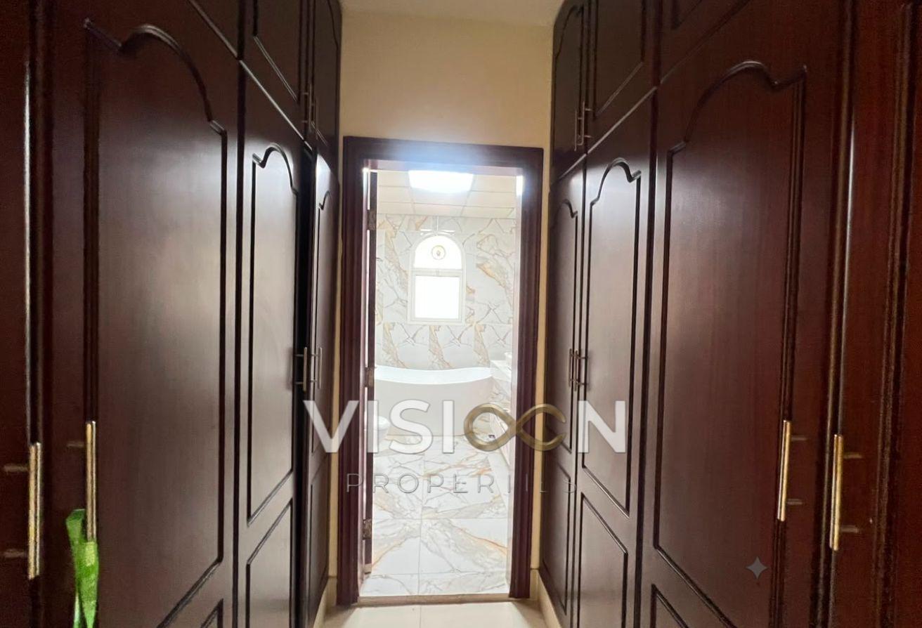 Modern 4BR Villa | Prime Al Barsha 3 photo 8