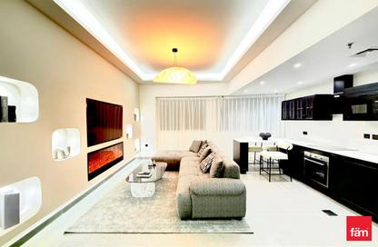 Apartment - 1 Bedroom - 2 Bathrooms for sale in Lake Shore Tower - JLT Cluster Y - Jumeirah Lake Towers - Dubai