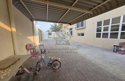 Villa - 4 - 6 for rent in Al Jazzat - Al Riqqa - Sharjah Villa - 4 - 6 for rent in Al Jazzat - Al Riqqa - Sharjah