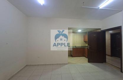 Apartment - Studio - 1 Bathroom for rent in Muwailih Building - Muwaileh - Sharjah