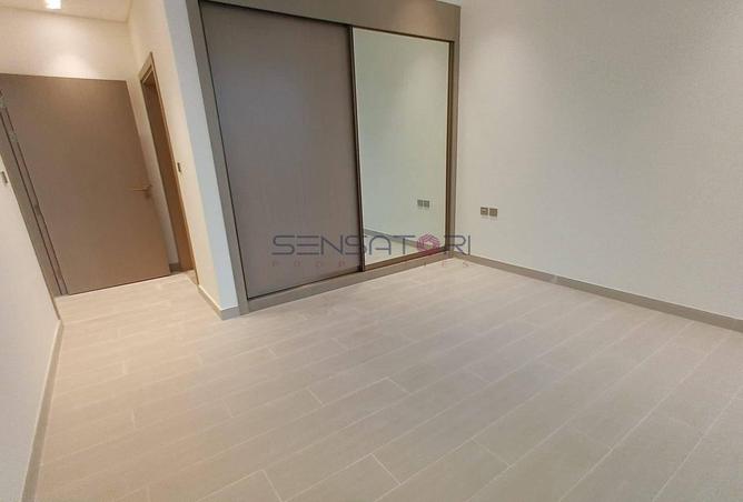 94012007 - Property Image 2