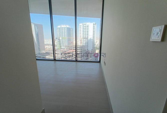 94012007 - Property Image 3
