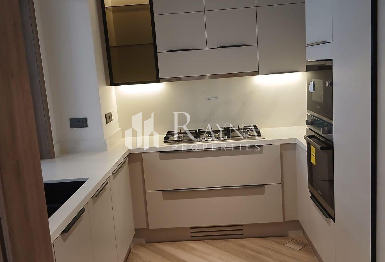 Stunning Brand New Apartment | Spacious Layout photo 6