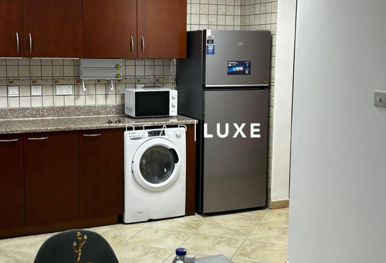 Fully Furnished l 1 B/R + Storage l Big Balcony photo 14