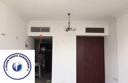 Apartment - Studio - 1 Bathroom for rent in Manazil Tower 3 - Al Mamzar - Sharjah - Sharjah