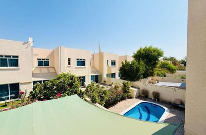 Villa - 4 - 4 for rent in Umm Suqeim 1 Villas - Umm Suqeim 1 - Umm Suqeim - Dubai