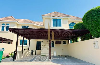 Villa - 4 - 4 for rent in Umm Suqeim 1 Villas - Umm Suqeim 1 - Umm Suqeim - Dubai