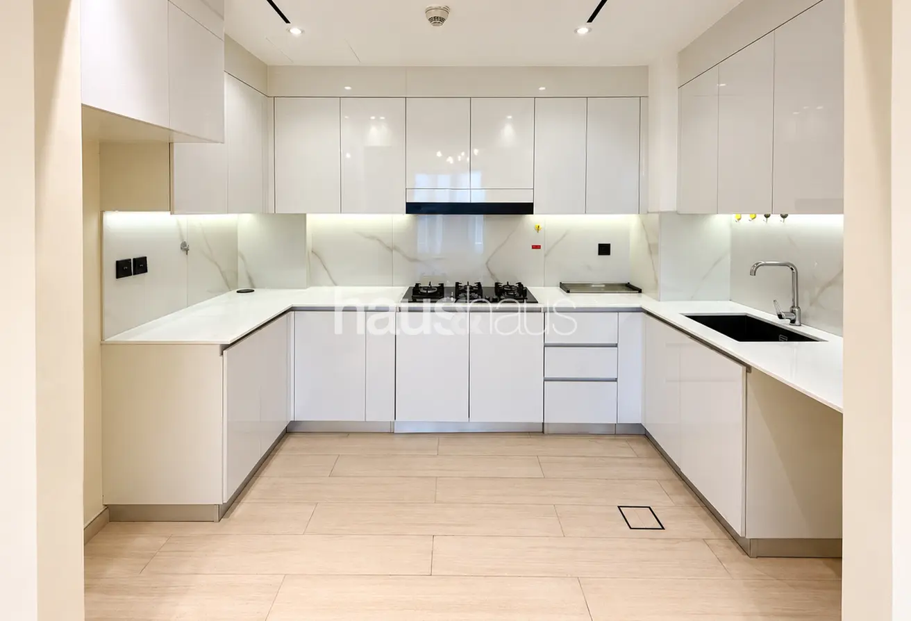 166067014 - Property Main Image