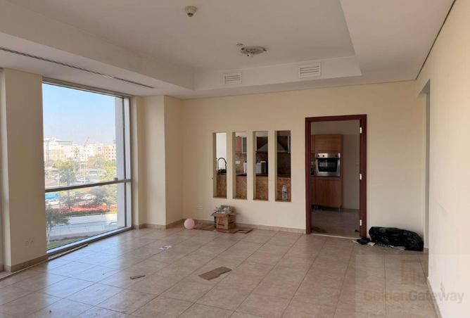 57768420 - Property Image 2