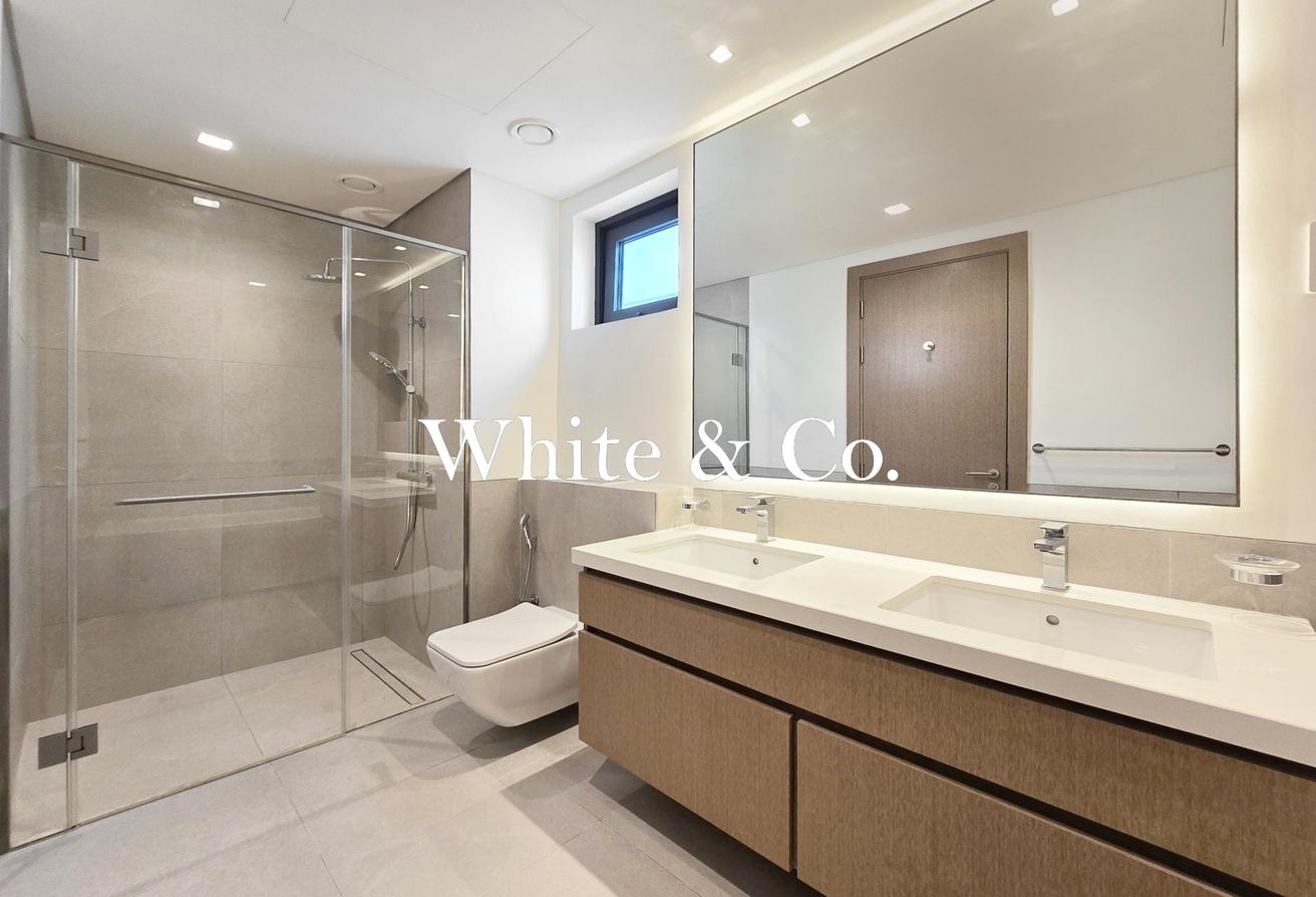 Biggest Plot | Corner Unit | Private Pool photo 14