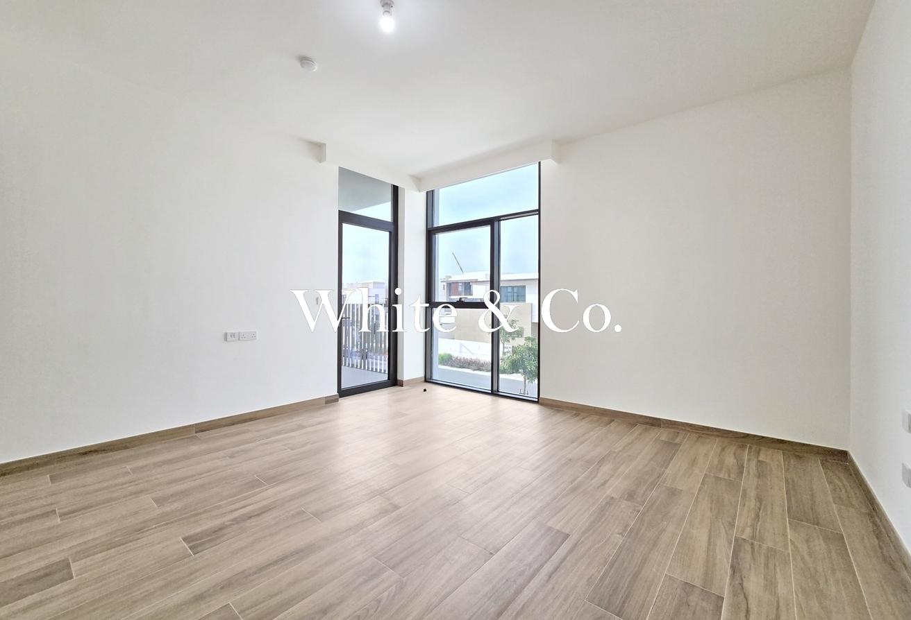 Biggest Plot | Corner Unit | Private Pool photo 18