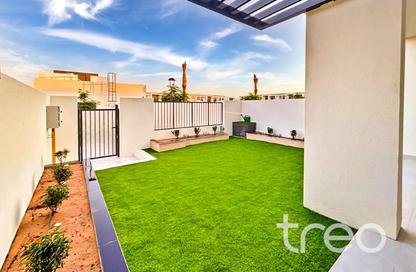 Townhouse - 3 Bedrooms - 4 Bathrooms for rent in Shams Townhouses - Town Square - Dubai