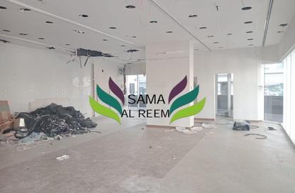 Retail - Studio - 1 for rent in Golden Sands Tower - Al Barsha 1 - Al Barsha - Dubai
