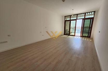Apartment - Studio - 1 for rent in Palm Views West - Palm Views - Palm Jumeirah - Dubai