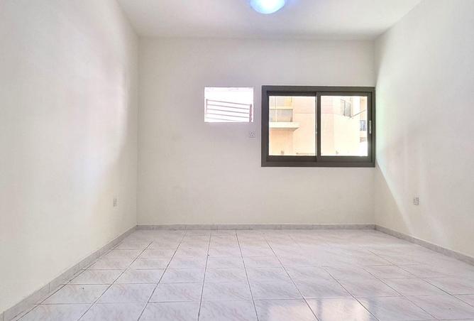 75401107 - Property Image 2