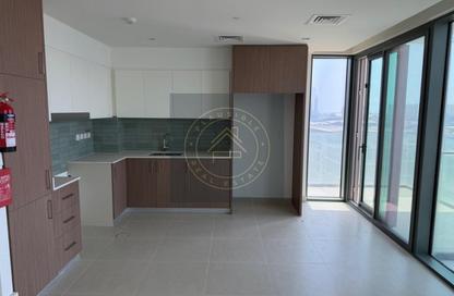 Apartment - 3 Bedrooms - 4 Bathrooms for sale in Seagate Building 1 - Seagate - Mina Rashid - Dubai