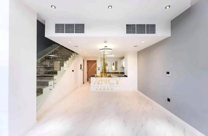 Villa - 2 - 3 for rent in Rukan 3 - Rukan - Dubai