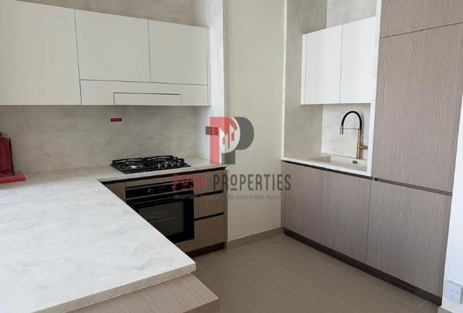 2P1TR3xHjDY - Property Image 2