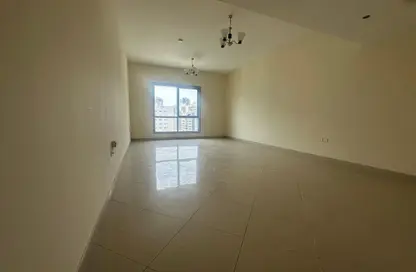 Apartment - 2 Bedrooms - 2 Bathrooms for rent in New Al Taawun Road - Al Taawun - Sharjah