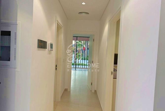 121982802 - Property Image 3