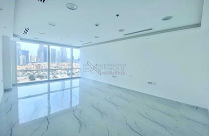 Office Space - Studio - 1 for rent in Tamani Art Tower - Business Bay - Dubai