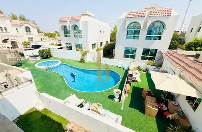 Villa - 4 Bedrooms - 4 Bathrooms for rent in Umm Suqeim 1 Villas - Umm Suqeim 1 - Umm Suqeim - Dubai
