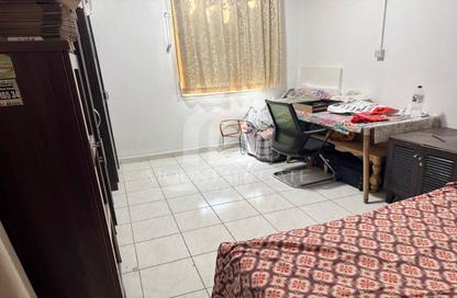 Apartment - 1 - 2 for sale in Building Y18 - England Cluster - International City - Dubai Apartment - 1 - 2 for sale in Building Y18 - England Cluster - International City - Dubai