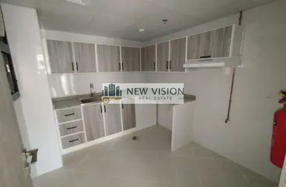 شقة - 2 غرف نوم - 3 حمامات للايجار في القليعة - الشرق - الشارقة