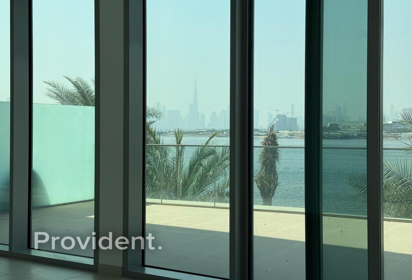 Vacant | Full Creek and Burj View | Unfurnished photo 13