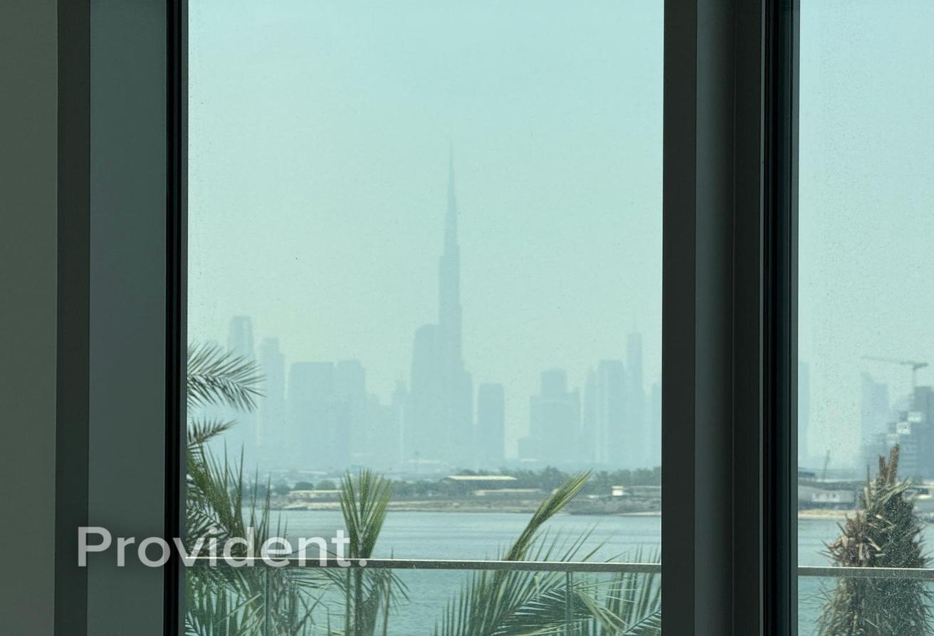 Vacant | Full Creek and Burj View | Unfurnished photo 19