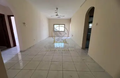 شقة - 2 غرف نوم - 2 حمامات للايجار في المجرة - الشرق - الشارقة