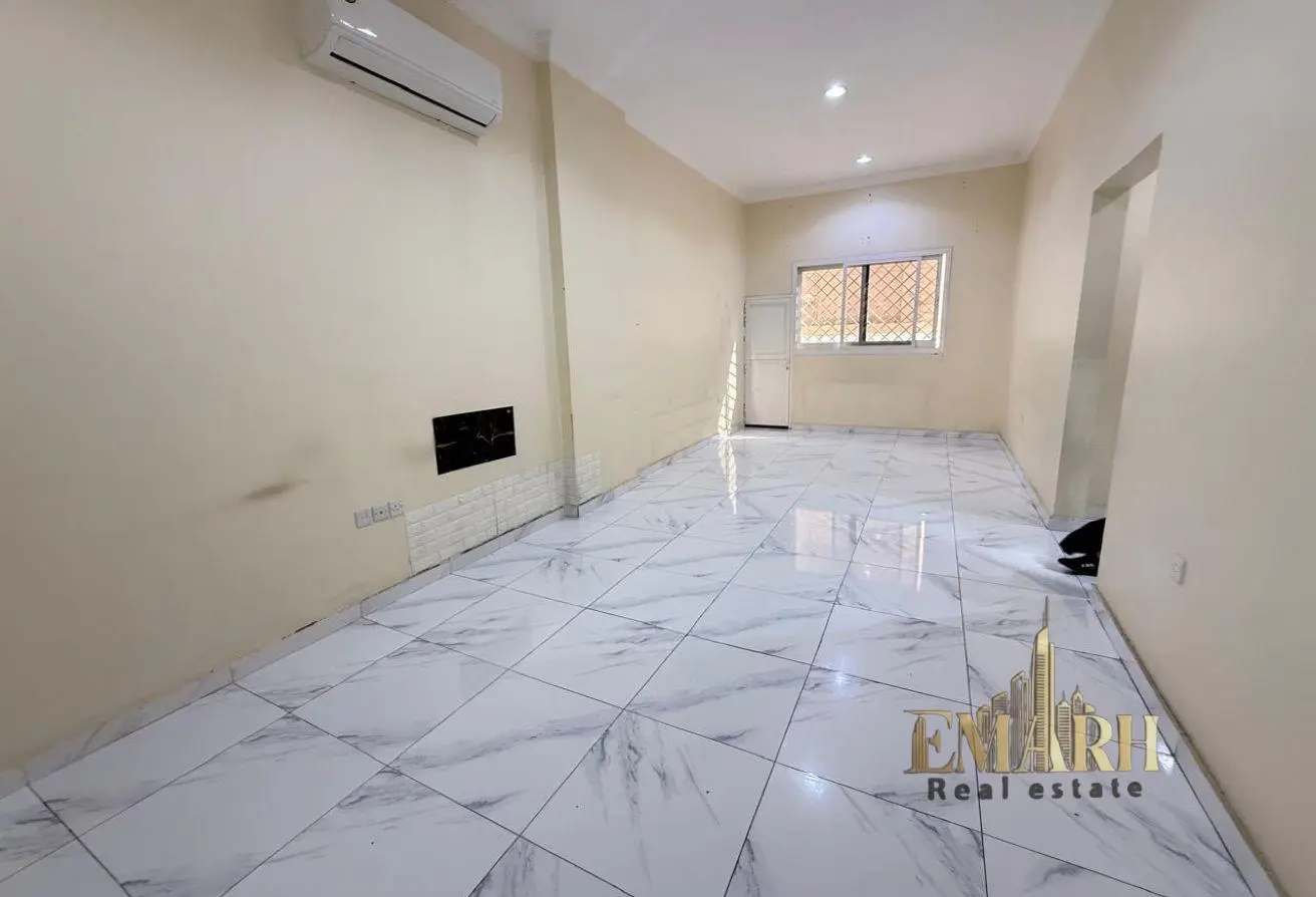 164210602 - Property Main Image