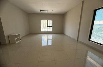 Apartment - 3 Bedrooms - 3 Bathrooms for rent in Gulfa Towers - Al Rashidiya 1 - Al Rashidiya - Ajman