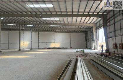 Warehouse - Studio - 3 Bathrooms for rent in Umm Dir - Umm Al Quwain
