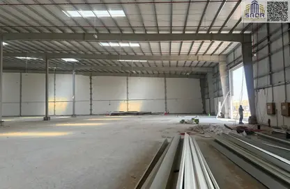 Warehouse - Studio - 4 Bathrooms for rent in Umm Dir - Umm Al Quwain