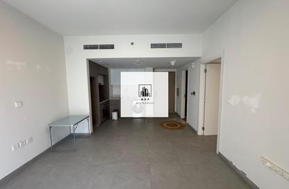 Apartment - 2 - 2 for rent in The Boulevard 2 - Aljada - Sharjah