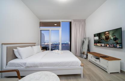 Apartment - Studio - 1 Bathroom for rent in Bloom Towers B - Bloom Towers - District 10 - Jumeirah Village Circle - Dubai