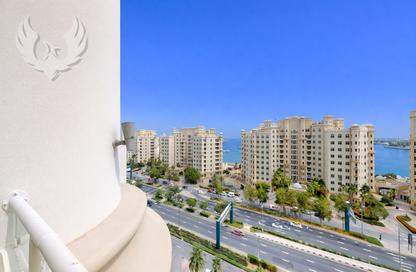 Apartment - 4 Bedrooms - 5 Bathrooms for sale in Al Hamri - Shoreline Apartments - Palm Jumeirah - Dubai