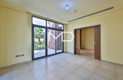 Villa - 5 - 7+ for sale in West Yas - Yas Island - Abu Dhabi Villa - 5 - 7+ for sale in West Yas - Yas Island - Abu Dhabi