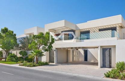 Villa - 5 - 7+ for sale in West Yas - Yas Island - Abu Dhabi Villa - 5 - 7+ for sale in West Yas - Yas Island - Abu Dhabi