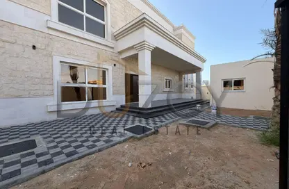 Villa - 5 Bedrooms - 7 Bathrooms for rent in Al Quoz 2 - Al Quoz - Dubai