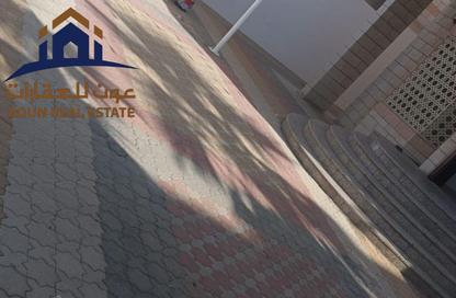 Villa - 5 Bedrooms - 6 Bathrooms for rent in Al Falaj - Al Riqqa - Sharjah Villa - 5 Bedrooms - 6 Bathrooms for rent in Al Falaj - Al Riqqa - Sharjah