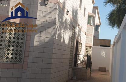 Villa - 5 Bedrooms - 6 Bathrooms for rent in Al Falaj - Al Riqqa - Sharjah