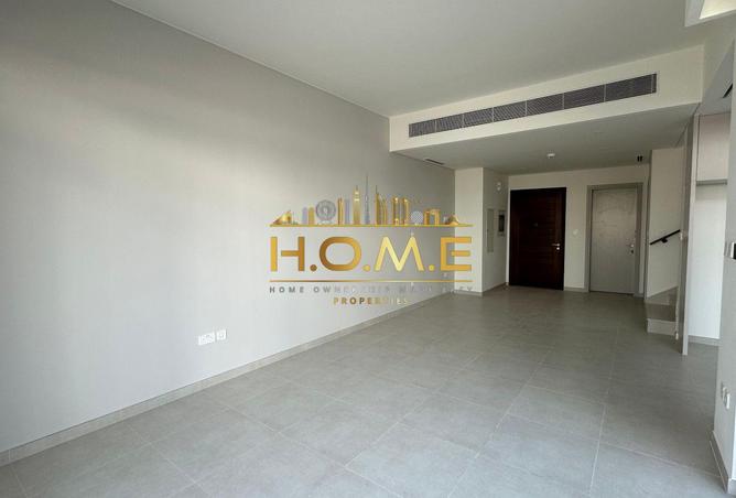 128367953 - Property Image 3
